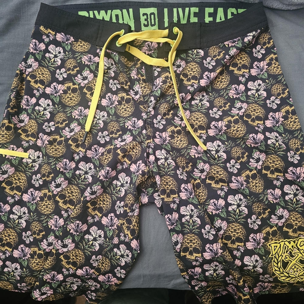 DIXXON Skull Floral Shorts - Black and Yellow